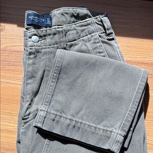 Abercrombie & Fitch Olive Lightweight Loose Jeans